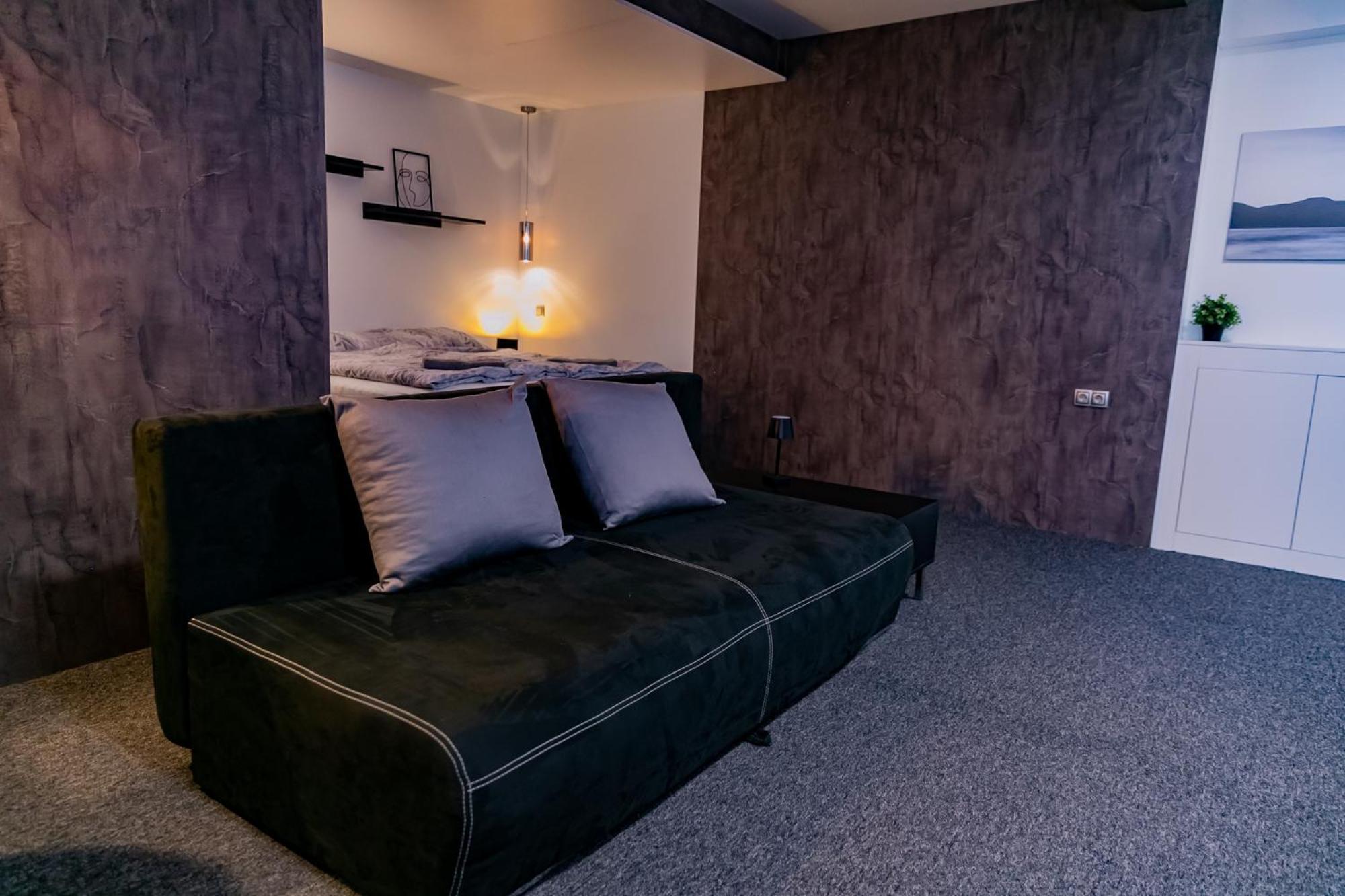 Motel1- A Megfizetheto Luxus! Dunaujvaros Luaran gambar