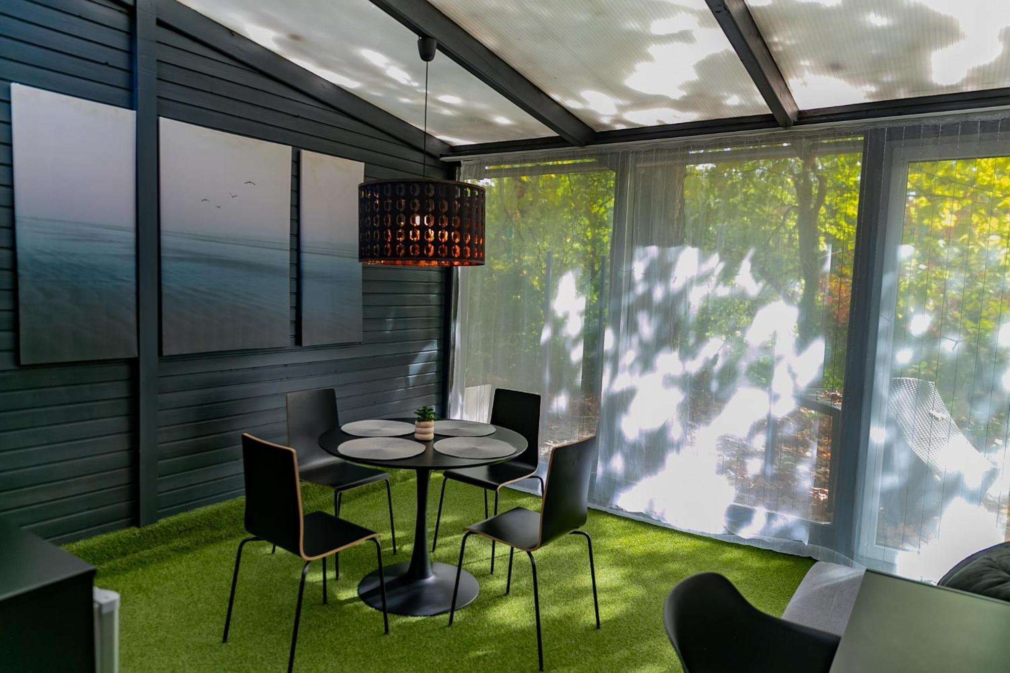 Motel1- A Megfizetheto Luxus! Dunaujvaros Luaran gambar