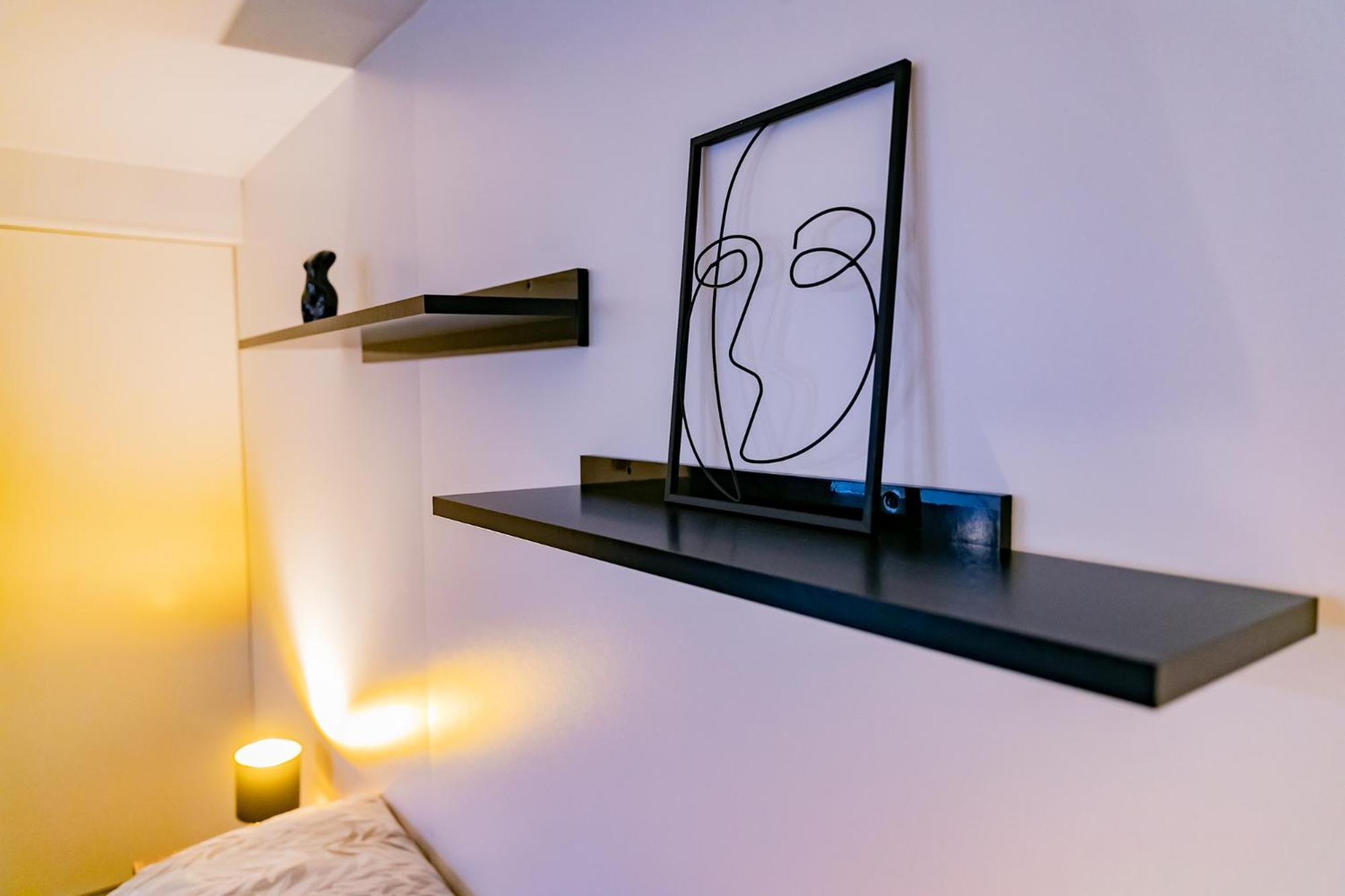 Motel1- A Megfizetheto Luxus! Dunaujvaros Luaran gambar